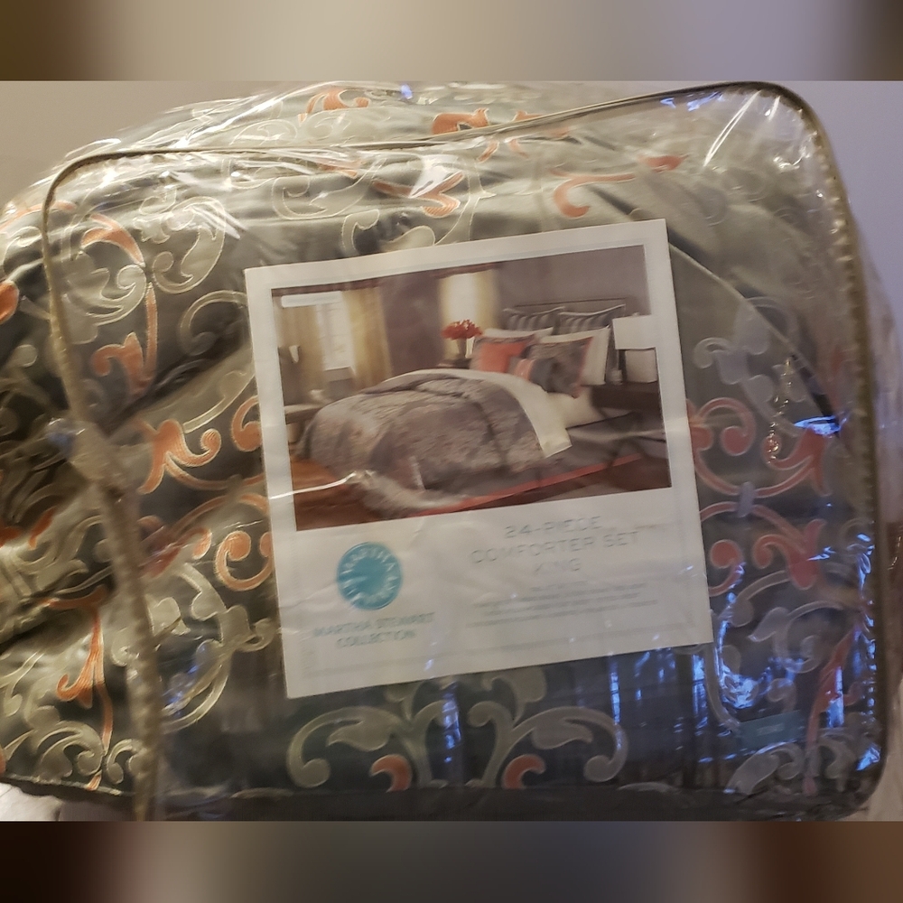Martha Stewart 24 Pc Elegant Gray and Coral Scroll Comforter Set - Home Bedding